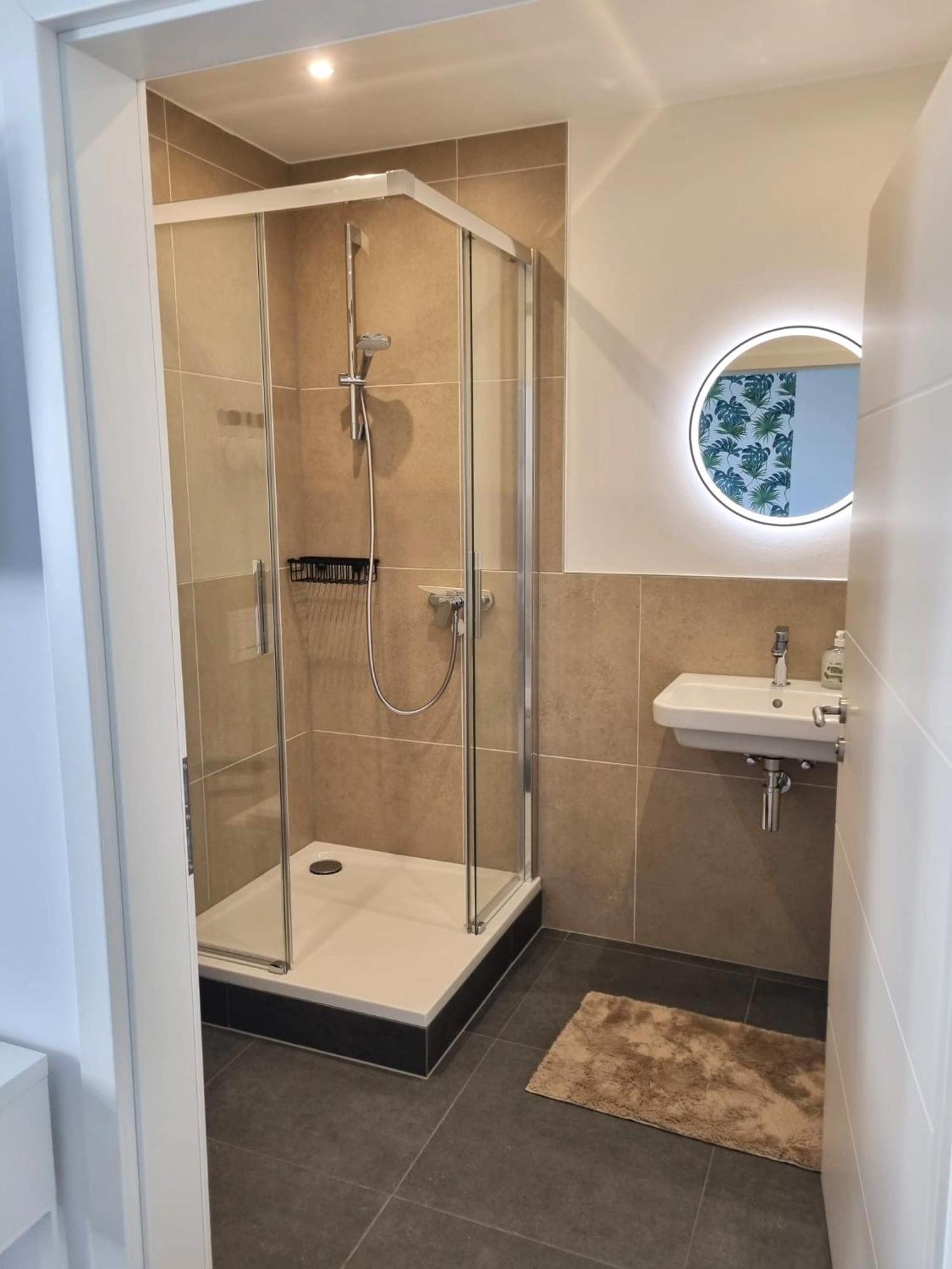 - Im Zentrum, Kueche, Parkplatz, Ruhig Gelegen * Passau